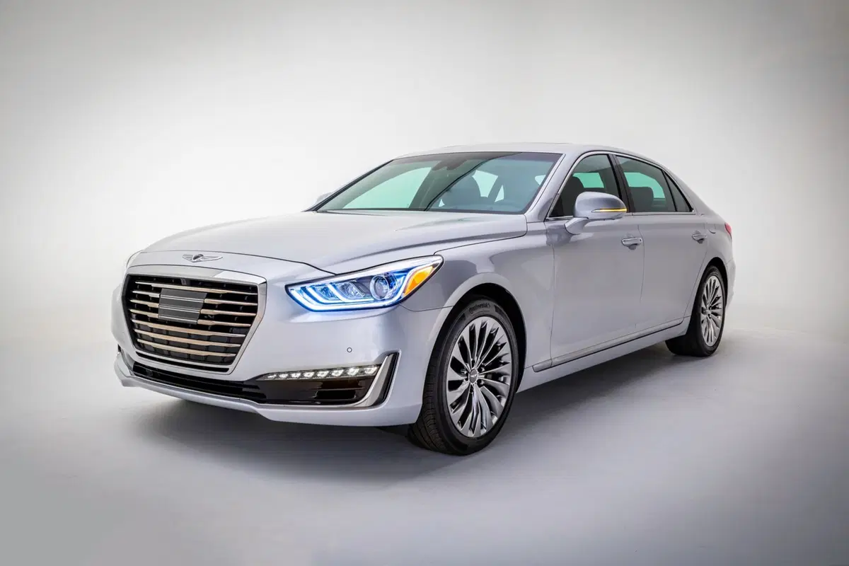 Genesis G90: l'ammiraglia della nuova era coreana (20)