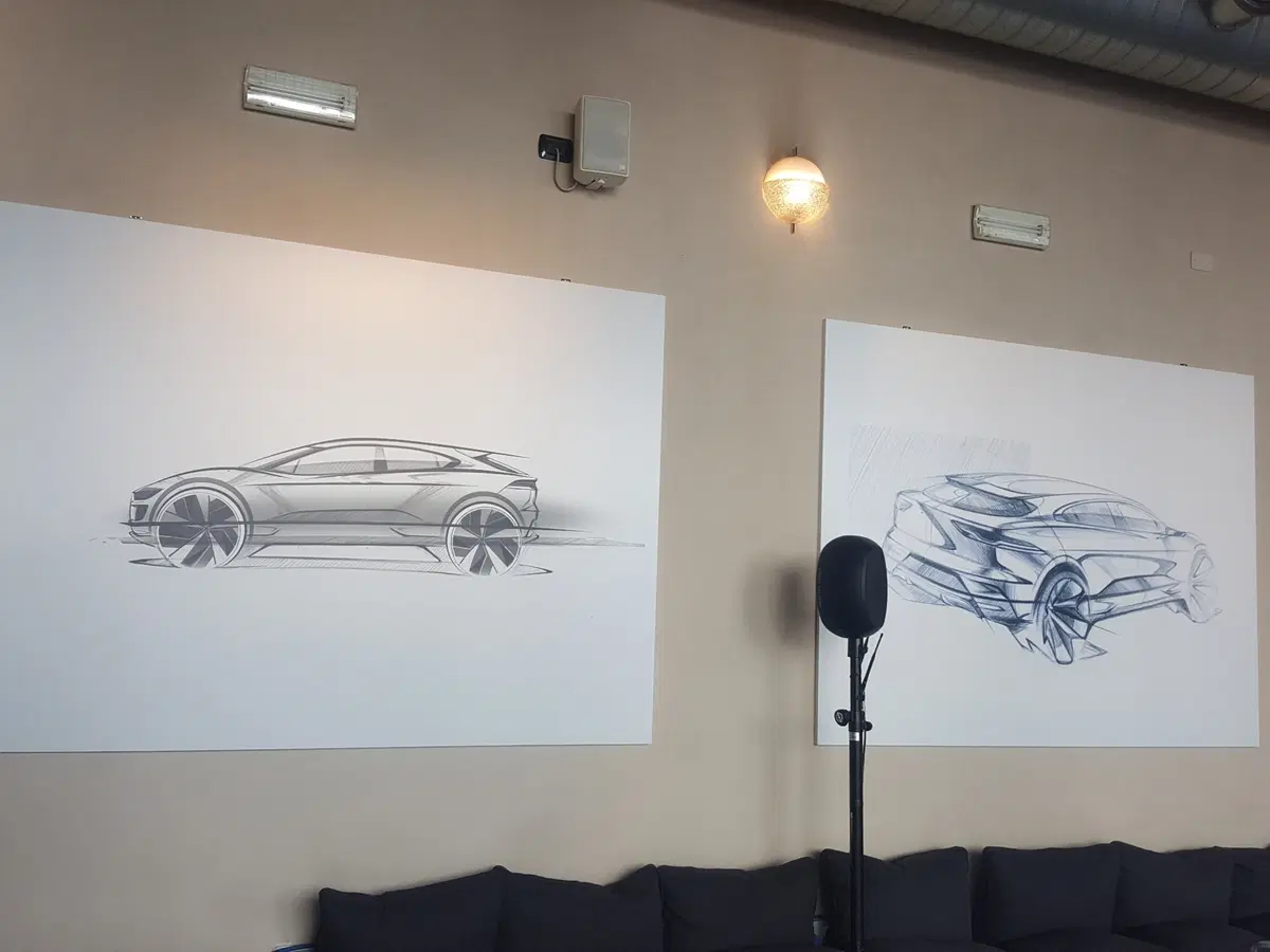 Milano Design Week 2018, Fuorisalone: Jaguar e Ian Callum mostrano nuove prospettive di mobilità elettrica (6)