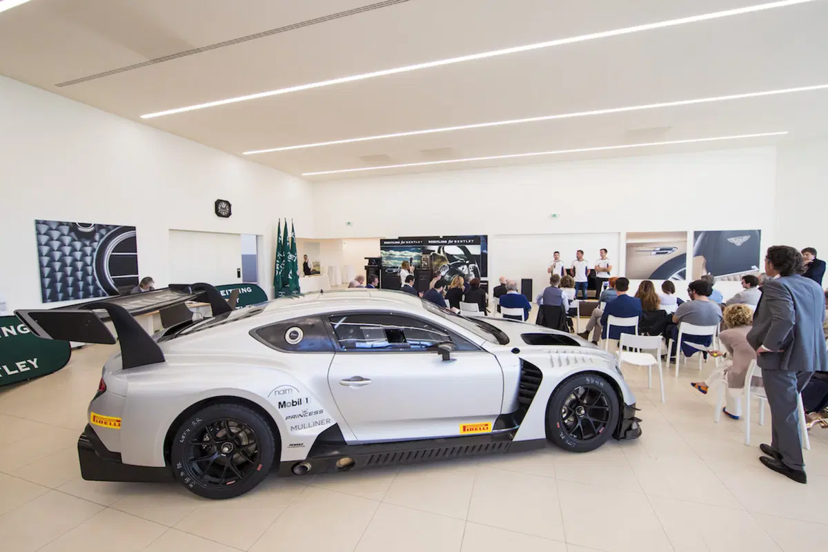 Nuova Bentley Continental GT: debutto tricolore al Fuorisalone di Milano (3)