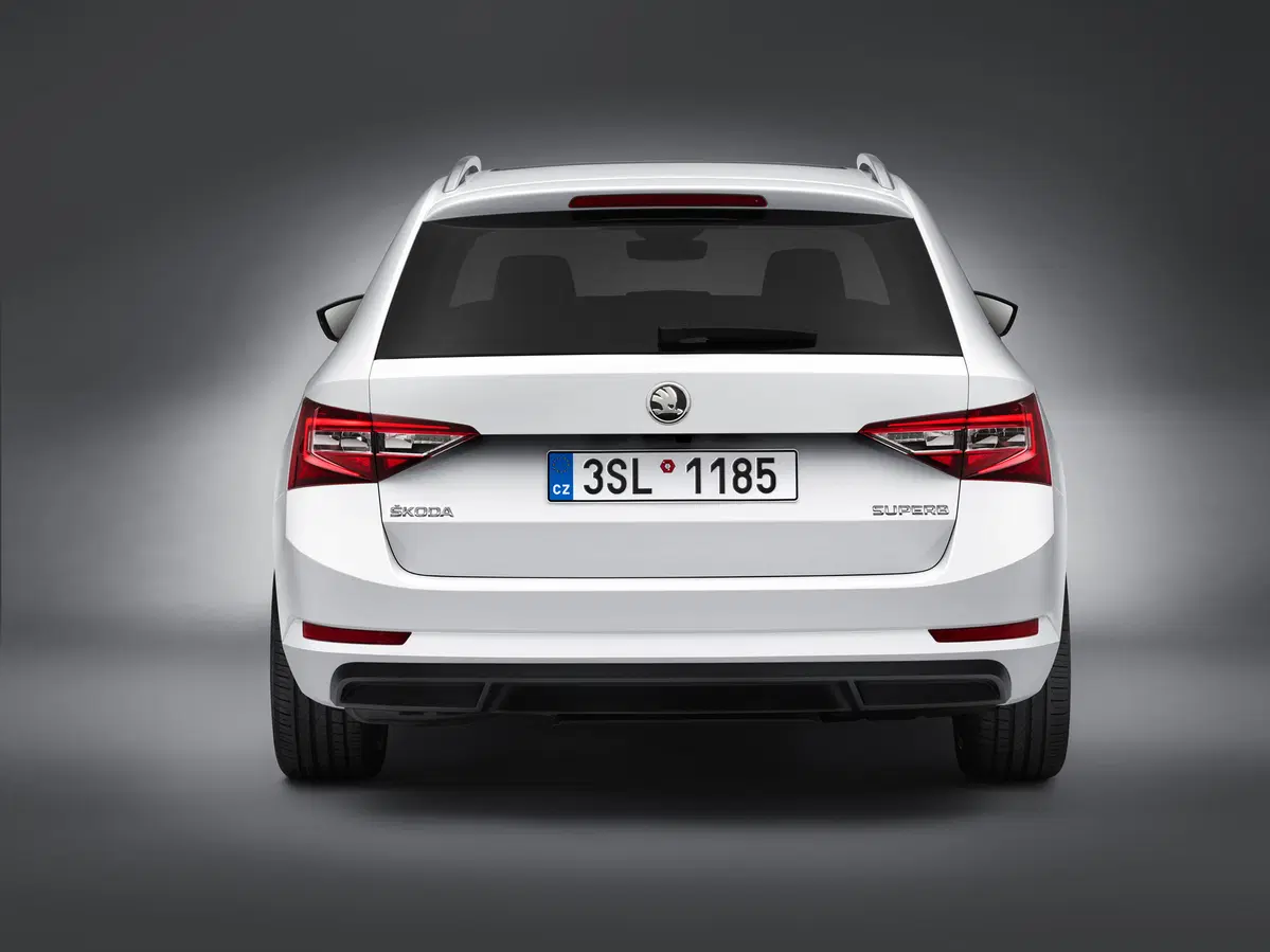 Skoda Superb Station Wagon (2015-24) (33)