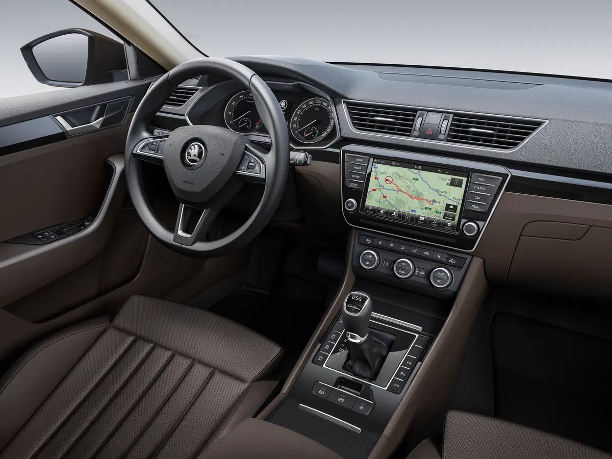 Skoda Superb 2.0 TDI EVO 150 CV SCR DSG SportLine (30)