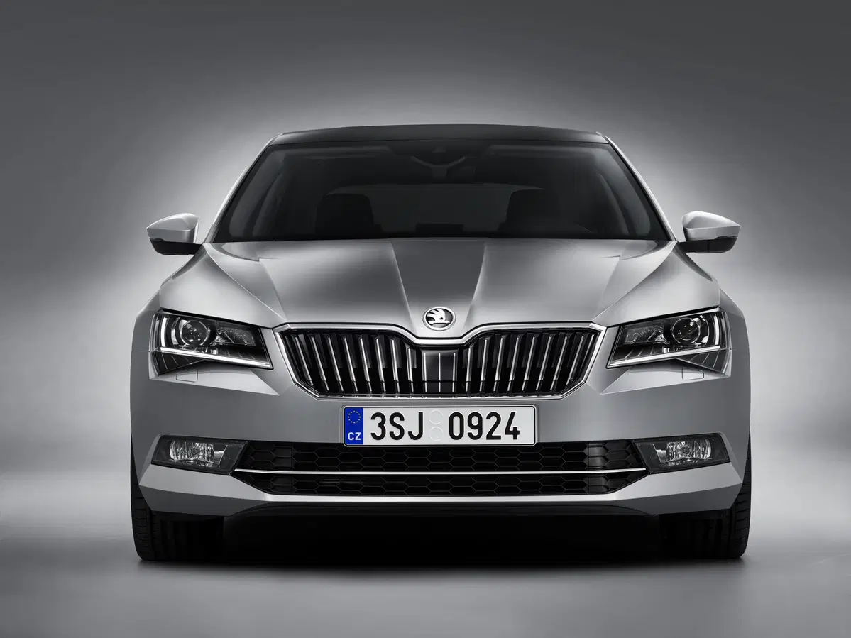 Skoda Superb 2.0 TDI EVO 150 CV SCR DSG SportLine (27)