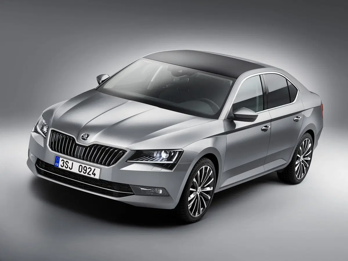 Skoda Superb 2.0 TDI EVO 150 CV SCR DSG SportLine (26)