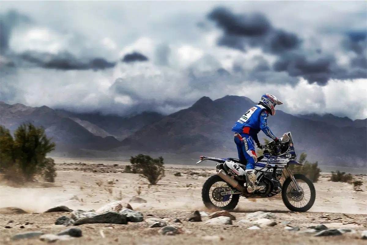 Dakar 2016. Il volo di Svitko (KTM) e Peterhansel (Peugeot) (5)
