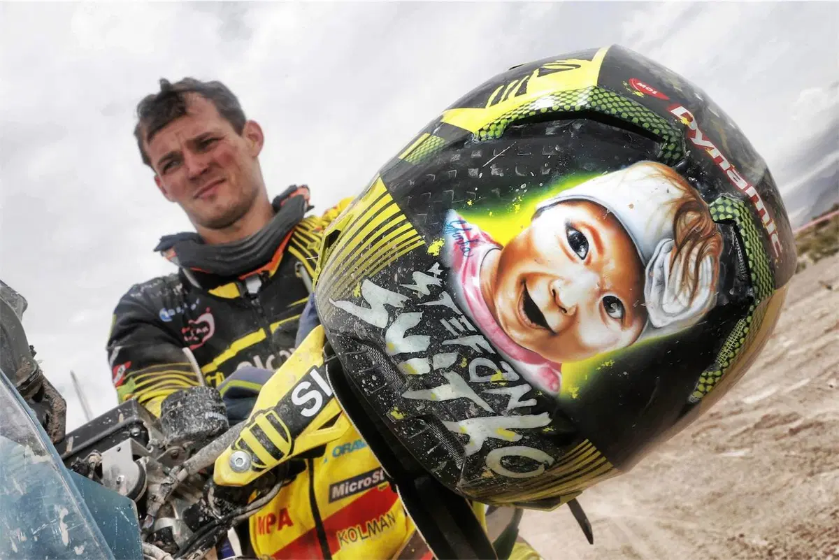 Dakar 2016. Il volo di Svitko (KTM) e Peterhansel (Peugeot) (19)
