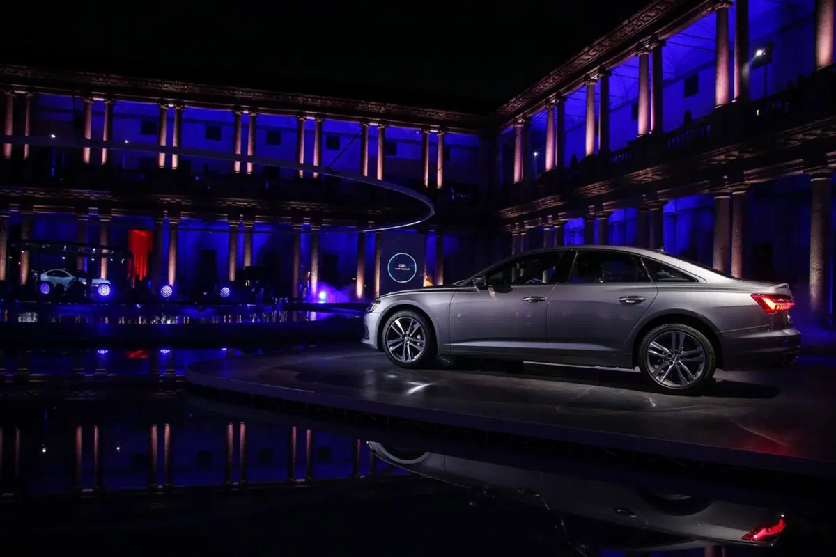 Milano Design Week 2018, Gallery: le auto al Fuorisalone del Mobile di Milano (4)