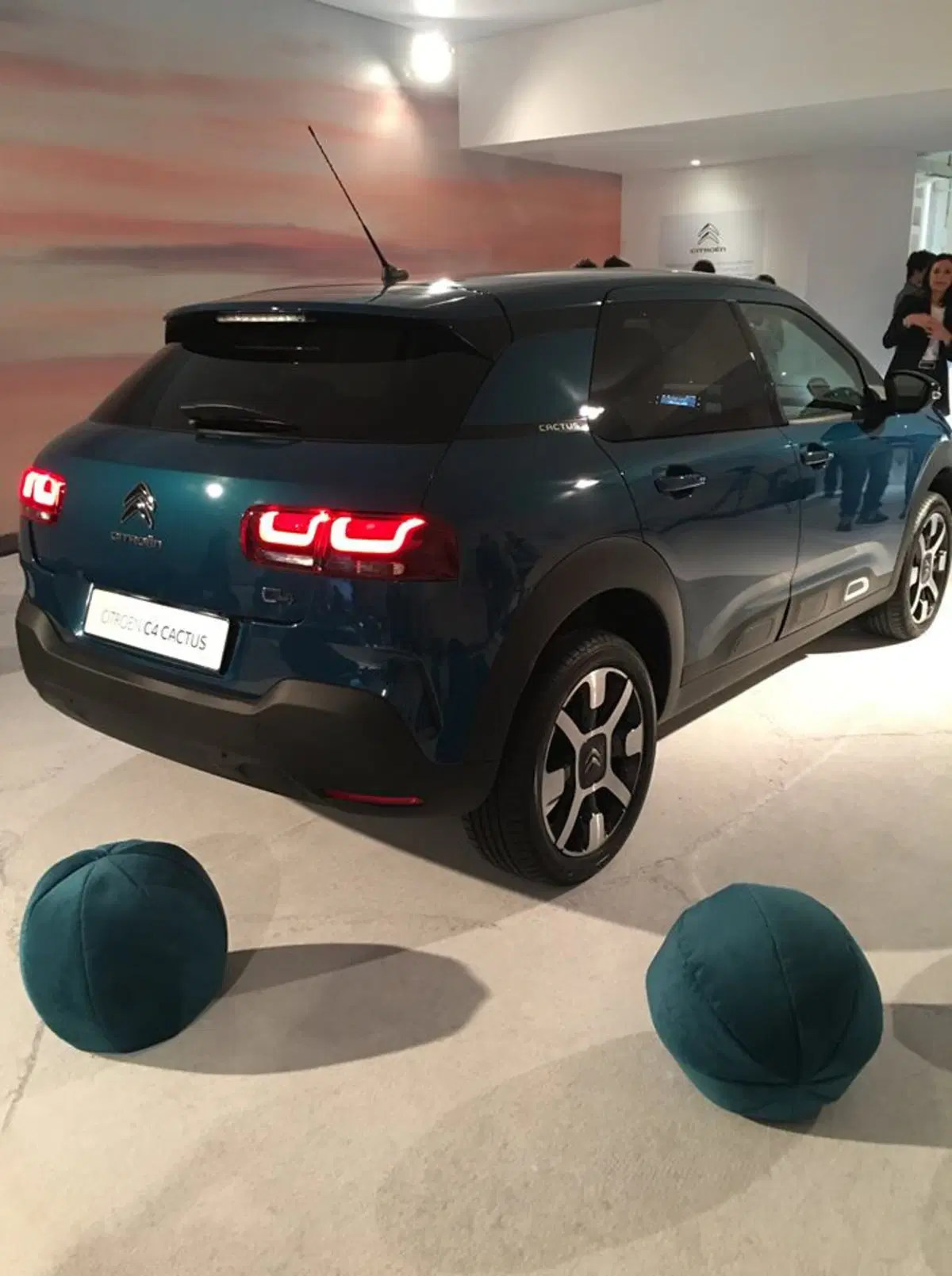 Milano Design Week 2018, Gallery: le auto al Fuorisalone del Mobile di Milano (25)