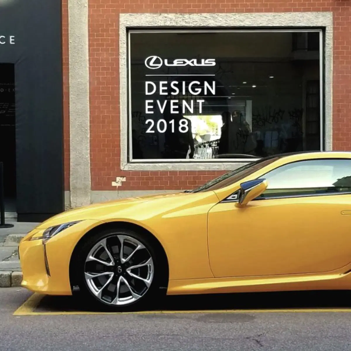 Milano Design Week 2018, Gallery: le auto al Fuorisalone del Mobile di Milano (39)