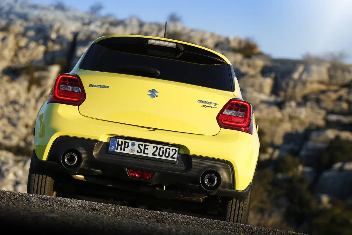 Suzuki Swift Sport 2018, 975 Kg di divertimento  (6)