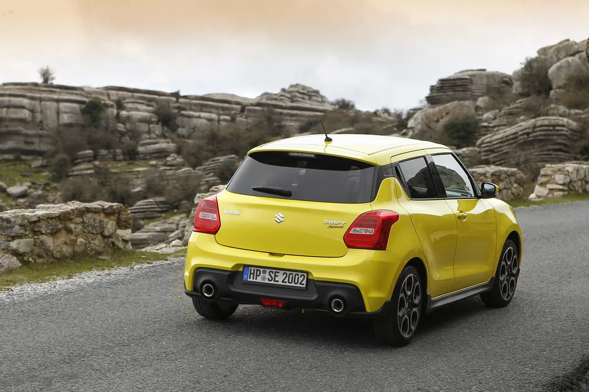 Suzuki Swift Sport 2018, 975 Kg di divertimento  (7)
