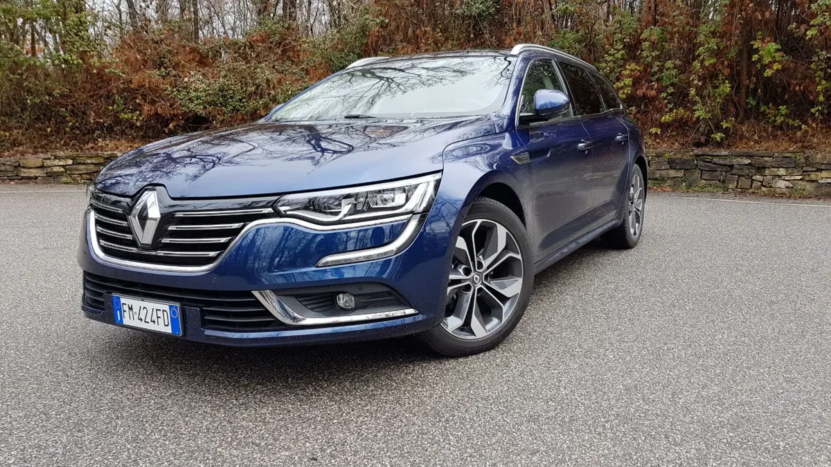 Renault Talisman | Marchons! Marchons! [Video]