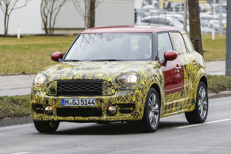 Nuova Mini Countryman: si scopre poco alla volta