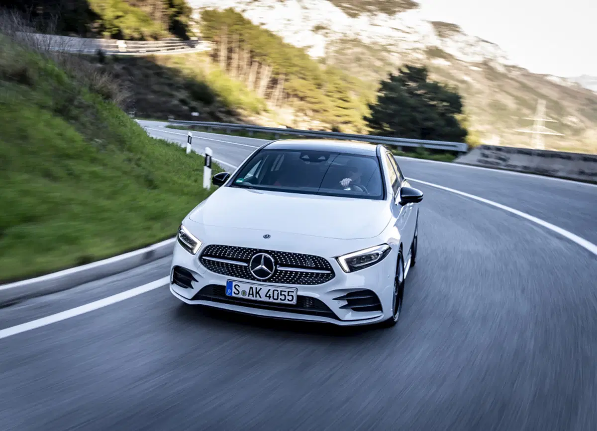 Mercedes Classe A 2018, con MBUX è nel futuro [Video] (6)