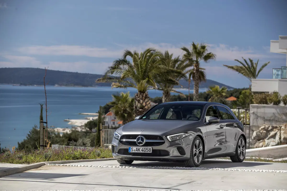 Mercedes Classe A 2018, con MBUX è nel futuro [Video] (16)