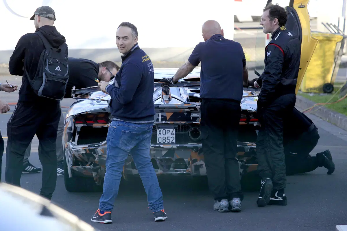 Lamborghini Aventador. È questa la versione Jota?  (4)