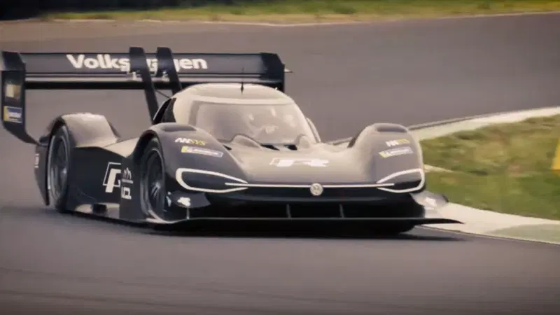 VW I.D. R ecco il primo shakedown in pista [Video]