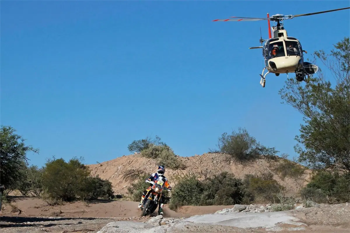 Dakar 2016, Tappa 11. Bis di Al-Attiyah (Mini) e Meo (KTM) (23)