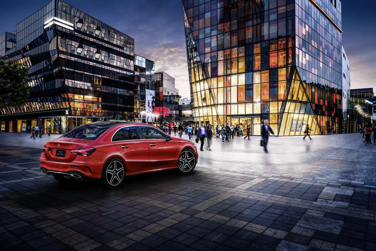 Mercedes Classe A: la versione sedan debutta a Pechino 2018 (12)
