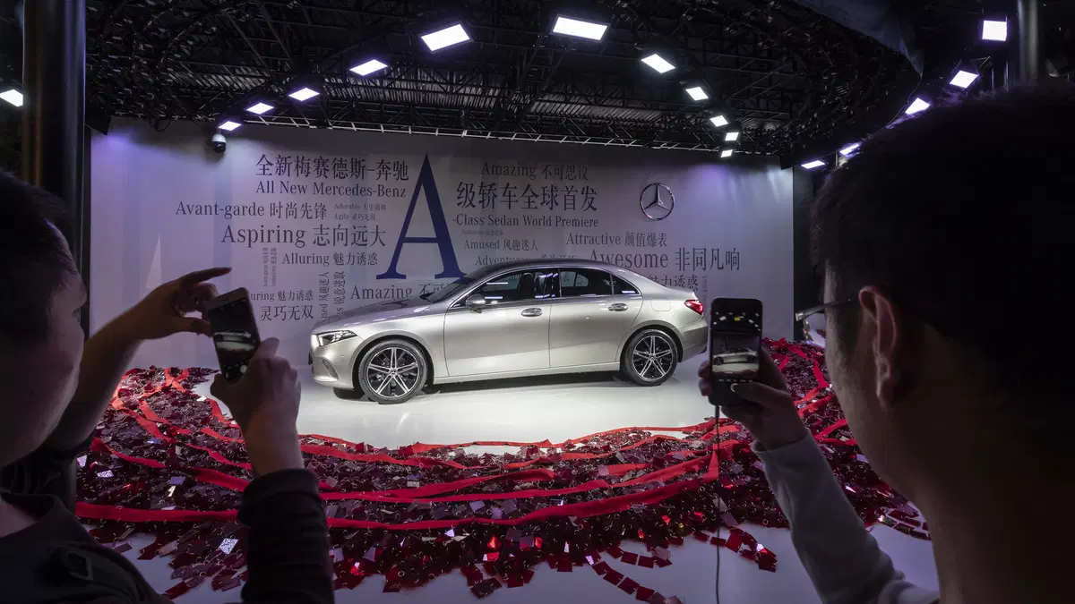 Mercedes Classe A: la versione sedan debutta a Pechino 2018 (18)