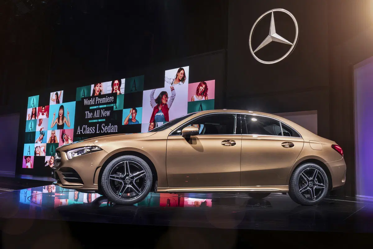 Mercedes Classe A: la versione sedan debutta a Pechino 2018 (20)