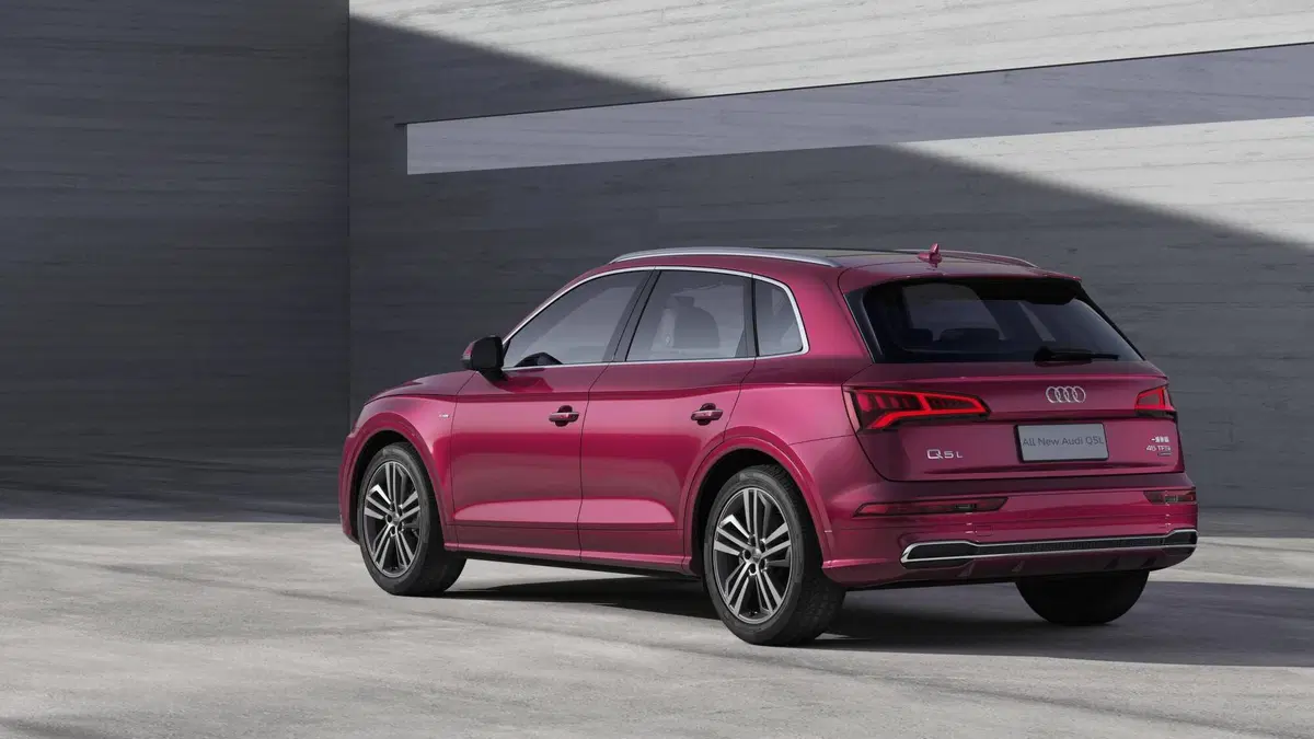 Audi Q5 L, debutto al Salone di Pechino 2018 (3)