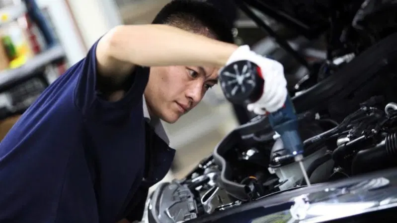 La Cina vuole dimezzare i dazi sull'import auto 