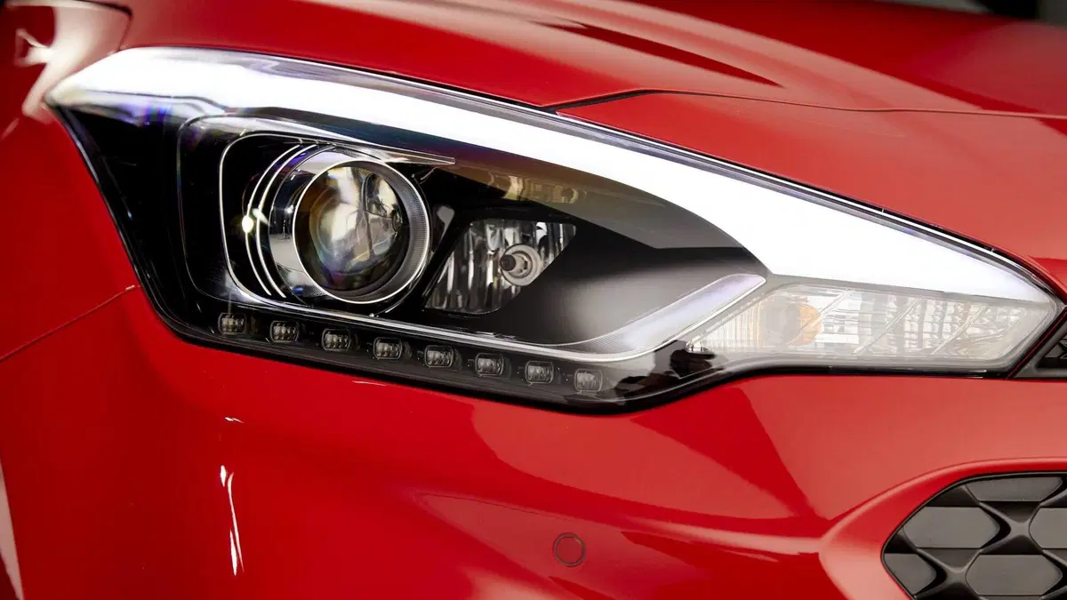 Hyundai i20 restyling, ecco le novità (13)