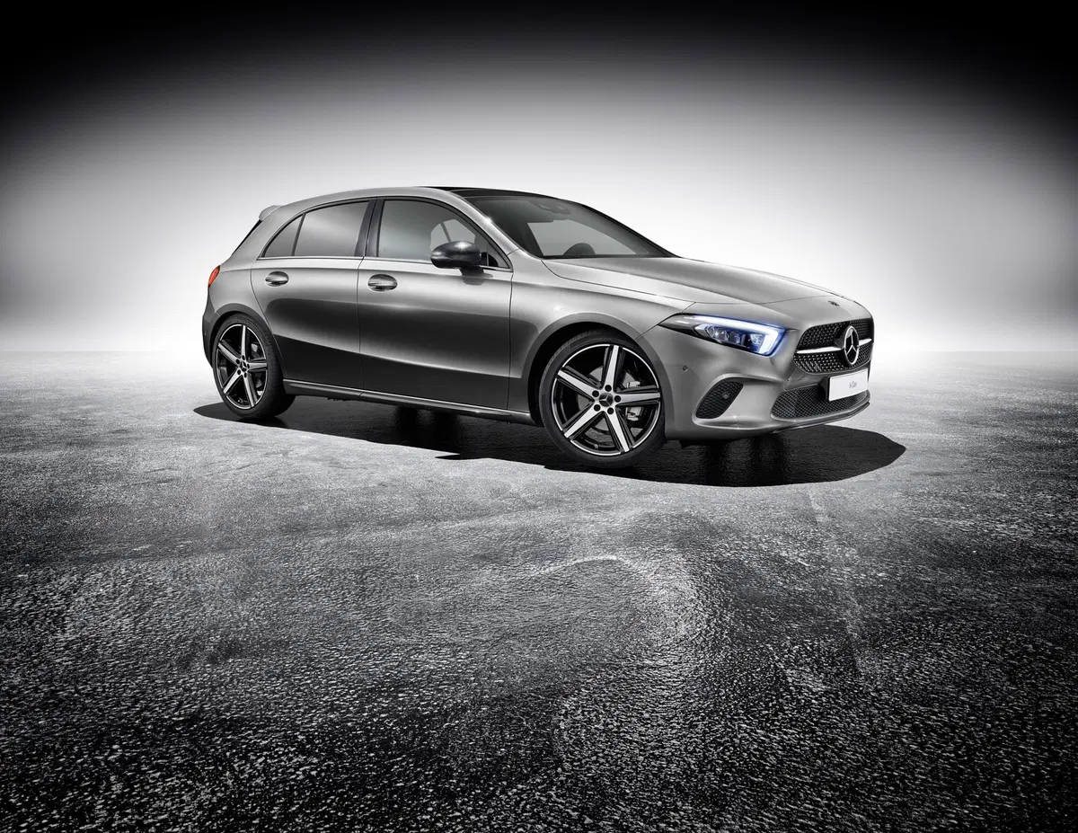 Mercedes Classe A 2018, ricca gamma accessori sportivi (5)