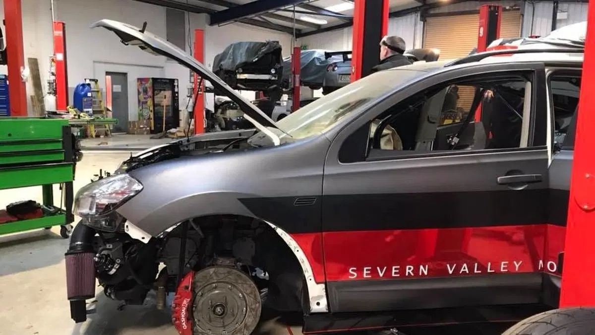Nissan Qashqai da 2000 CV è il SUV più veloce del mondo: 382,7 km/h! (3)