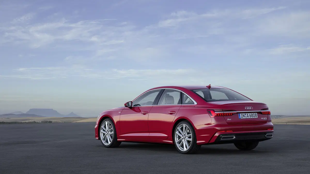 Audi A6, i prezzi: si parte da 62.100 euro (12)