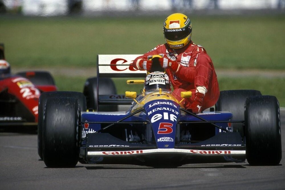 L&#039;avvento delle sospensioni elettroniche cambi&ograve; gli equilibri in F1, tanto da portare Senna in Williams nel 1994, anno in cui per&ograve; il regolamento viet&ograve; questo tipo di soluzione, facendo perdere alla Williams la competitivit&agrave; dimostrata sino all&#039;anno prima