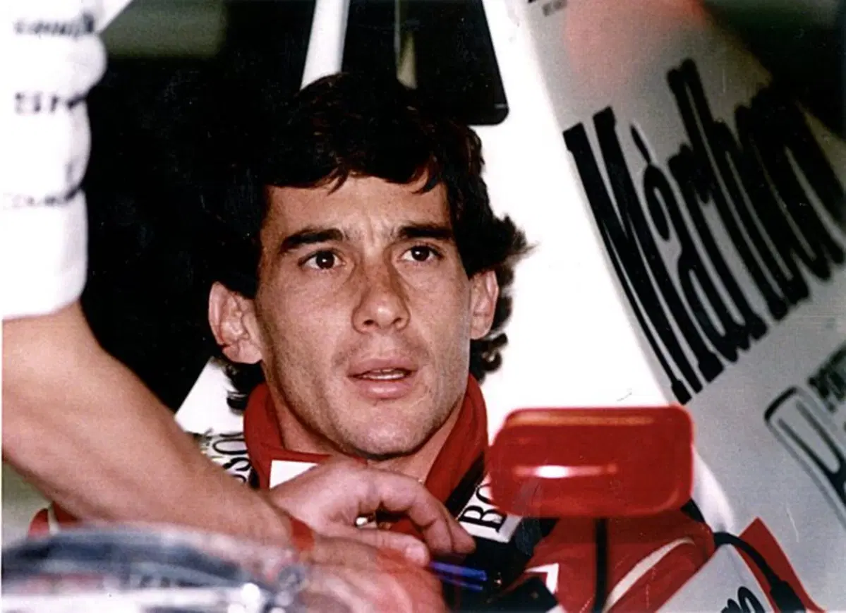 Ricordando Senna. "Quel giorno a Imola, con la morte in pista"