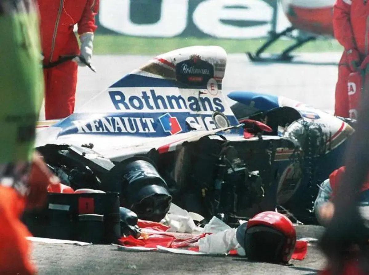 Ricordando Senna. "Quel giorno a Imola, con la morte in pista" (6)