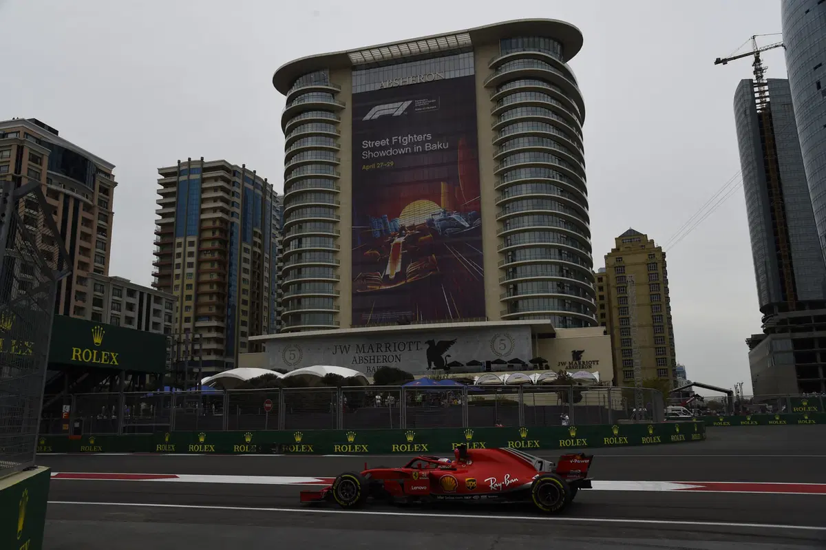 F1, GP Azerbaijan 2018, FP3: Vettel al top a Baku (14)