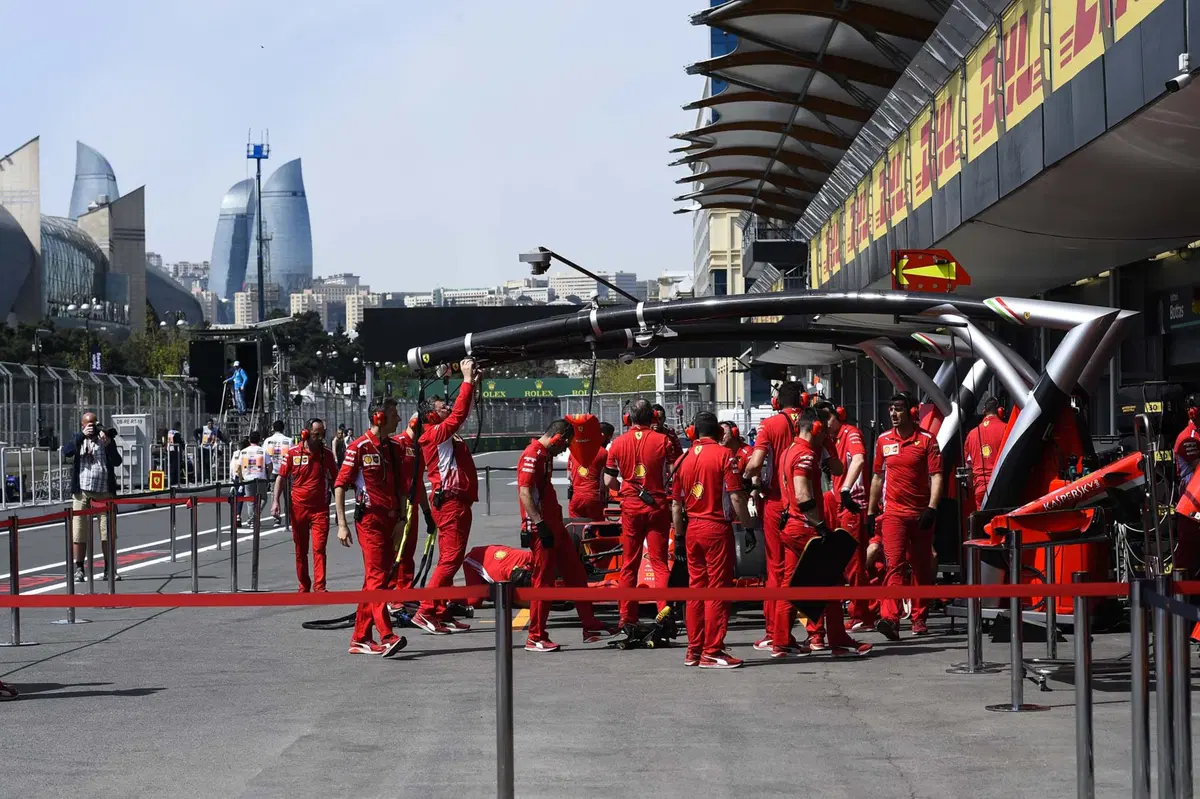 F1, GP Azerbaijan 2018, FP3: Vettel al top a Baku (39)