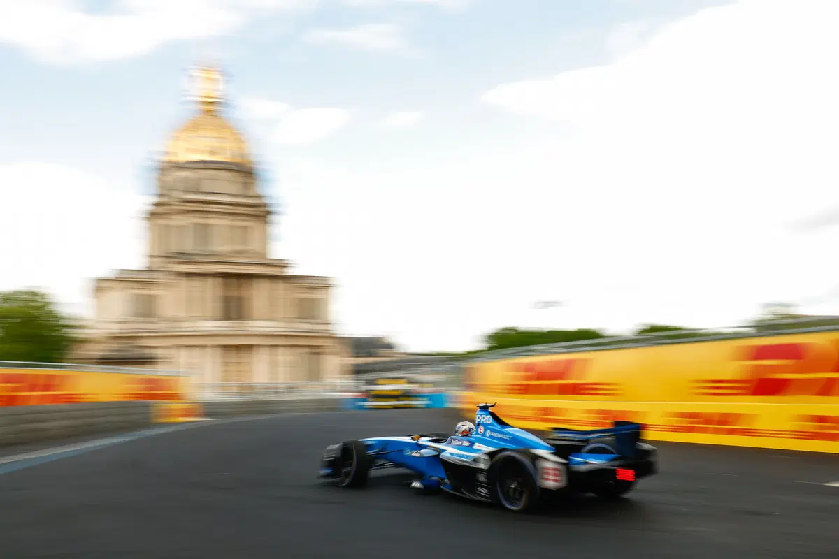Formula E, ePrix di Parigi: vince Vergne (11)