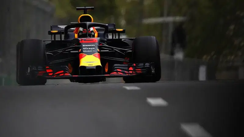 Daniel Ricciardo, della Red Bull, prender&agrave; il via del GP dell'Azerbaijan 2018 dalla quarta piazzola in griglia