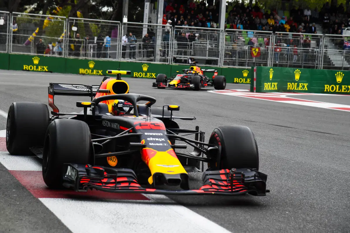 F1, GP Baku 2018: Hamilton vince la lotteria degli ultimi cinque giri (6)