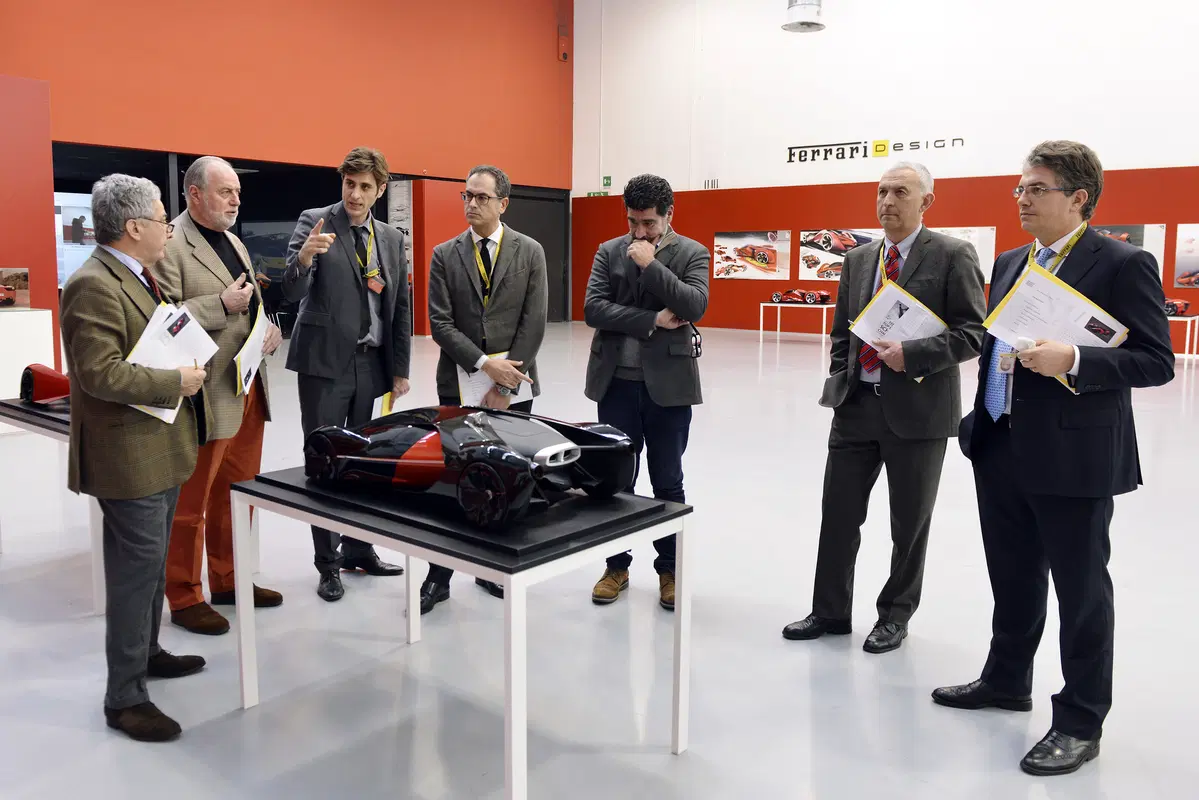 Ferrari Manifesto, il Cavallino Rampante del 2040 (16)