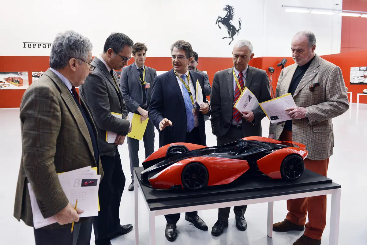 Ferrari Manifesto, il Cavallino Rampante del 2040 (17)
