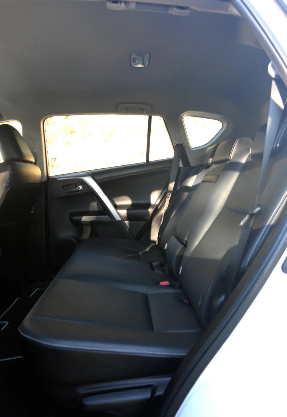 Toyota RAV4 Hybrid 2016 (13)