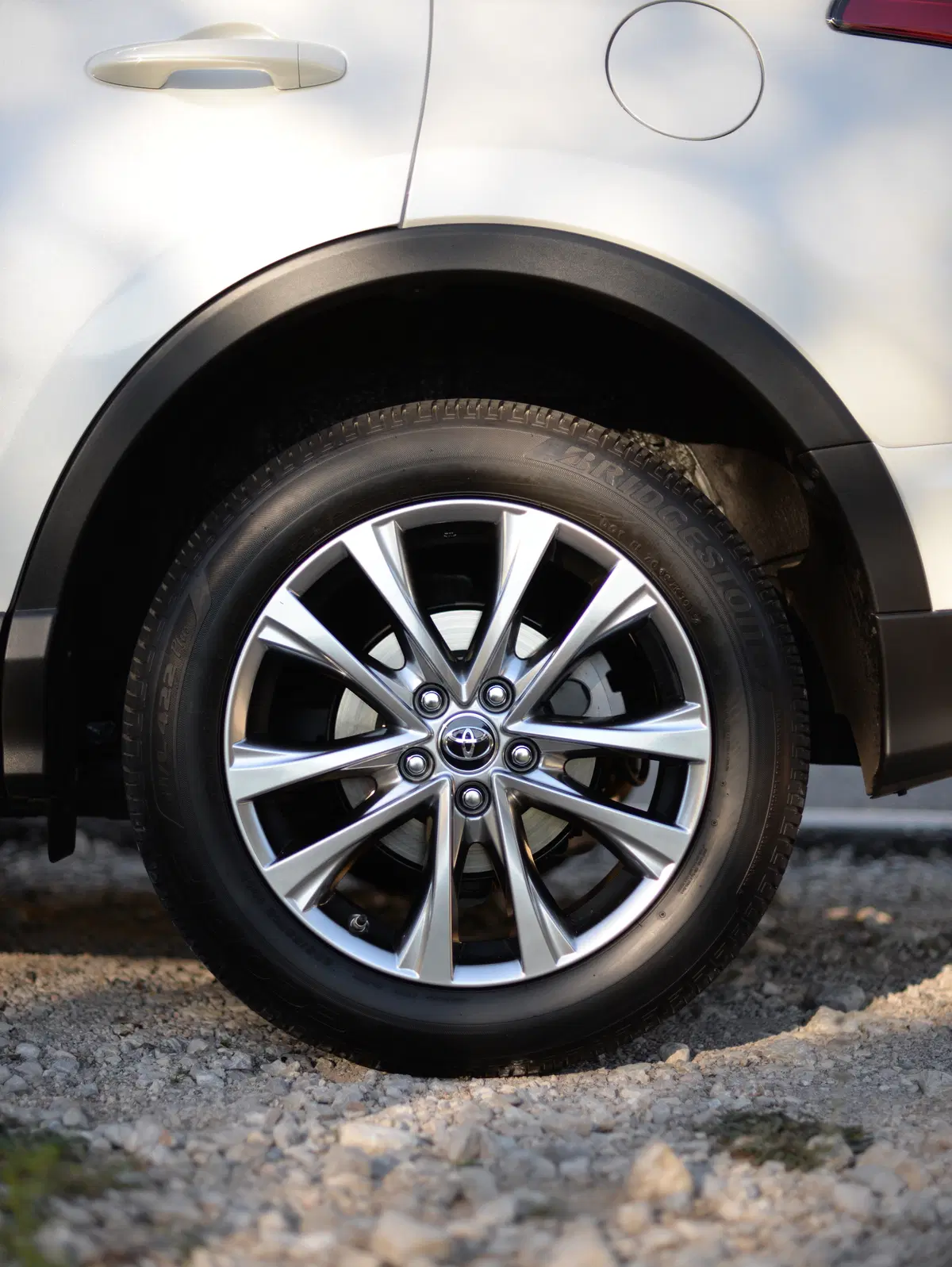 Toyota RAV4 Hybrid 2016 (15)