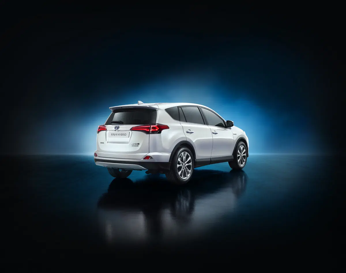 Toyota RAV4 Hybrid 2016 (51)