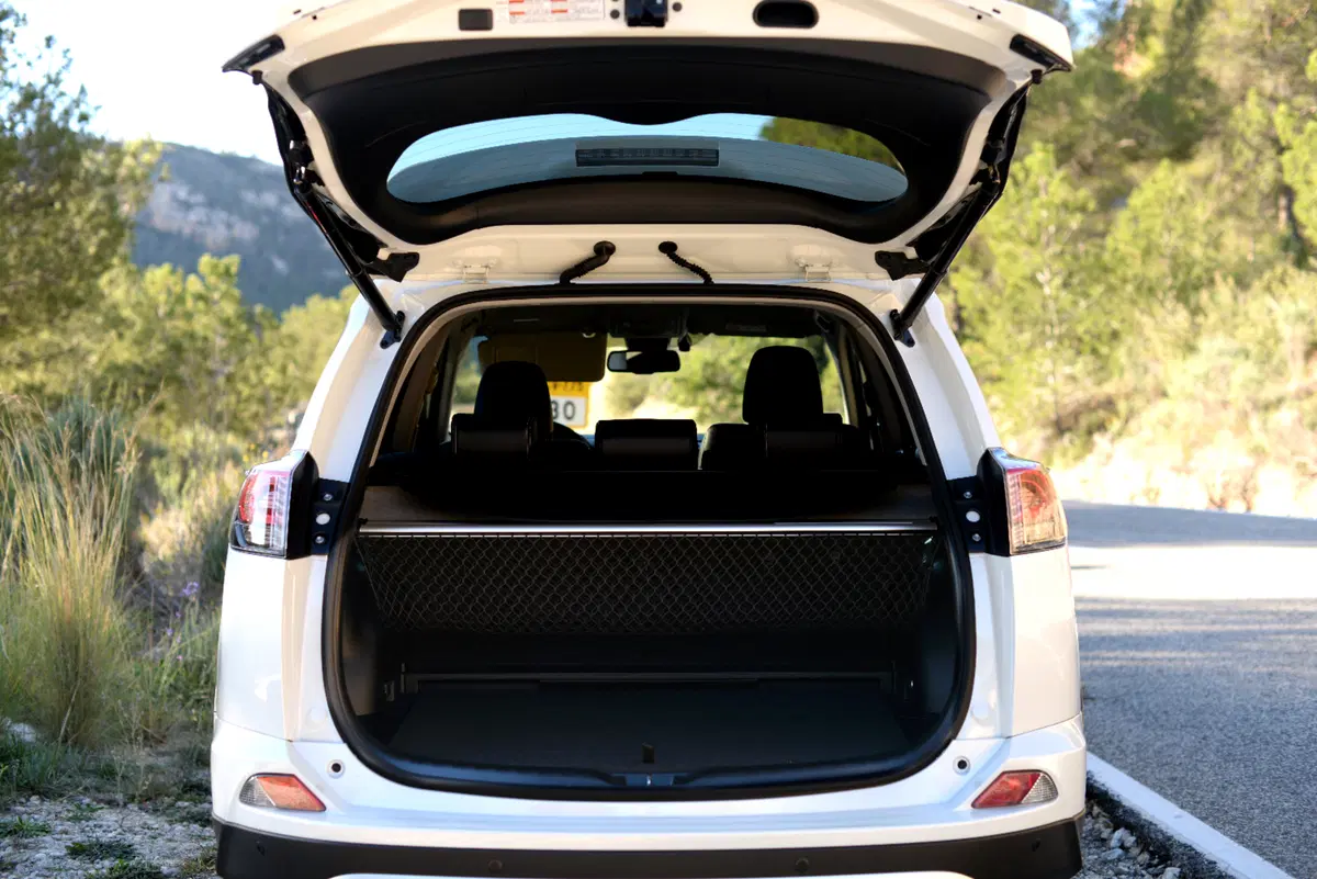 Toyota RAV4 Hybrid 2016 (68)