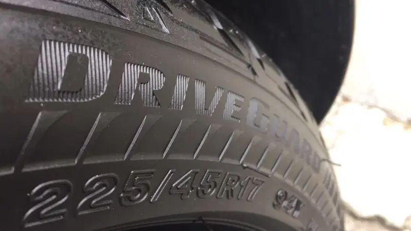 Bridgestone DriveGuard, la gomma anti-foratura pi&ugrave; efficace di un run-flat [Live]