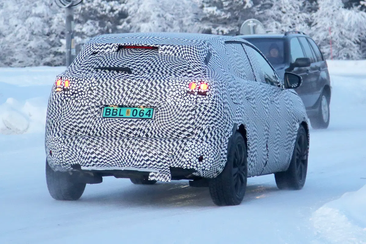 Peugeot 3008: arriva nel 2016, sarà più “cinese” (10)