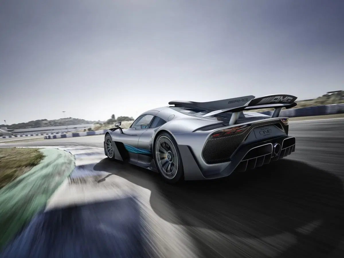 Mercedes-AMG Project One, anteprima alla Mille Miglia 2018 (4)