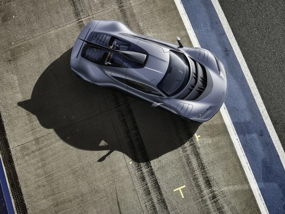 Mercedes-AMG Project One, anteprima alla Mille Miglia 2018 (10)
