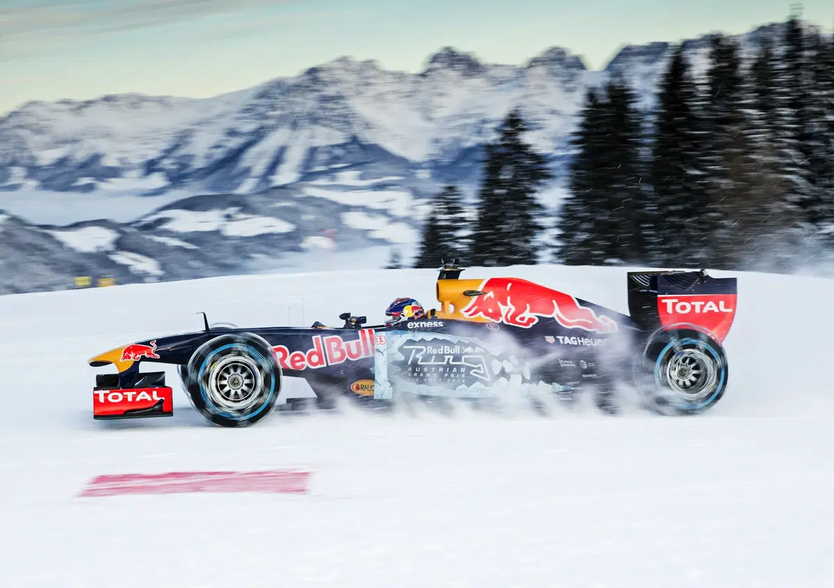 Red Bull rischia la multa per lo show della F.1 sulla neve