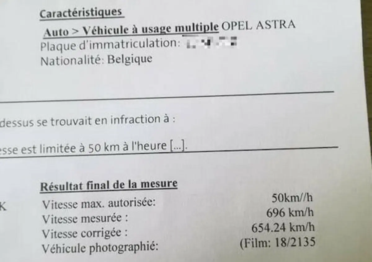 Multa a 696 km/h con una Opel Astra!